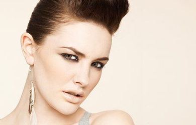 Kate Hughes Introduction to Makeup