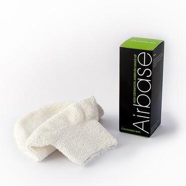 Airbase Cleansing Mitt