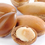 Cuccio Naturale Sweet Almond Revitalising Cuticle Oil 75ml