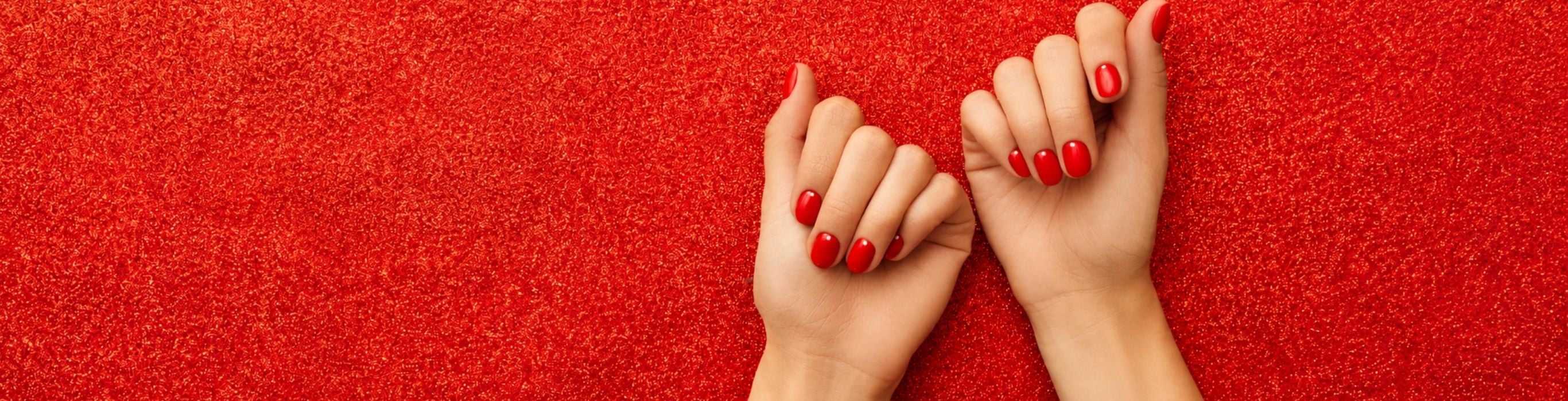 classic christmas red nails