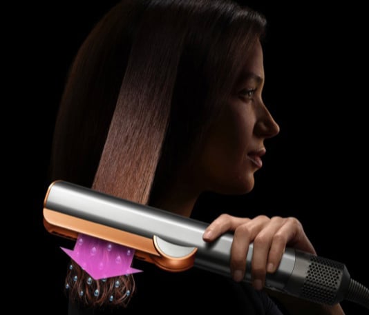 Propulsé par le moteur numérique
                      Dyson V9