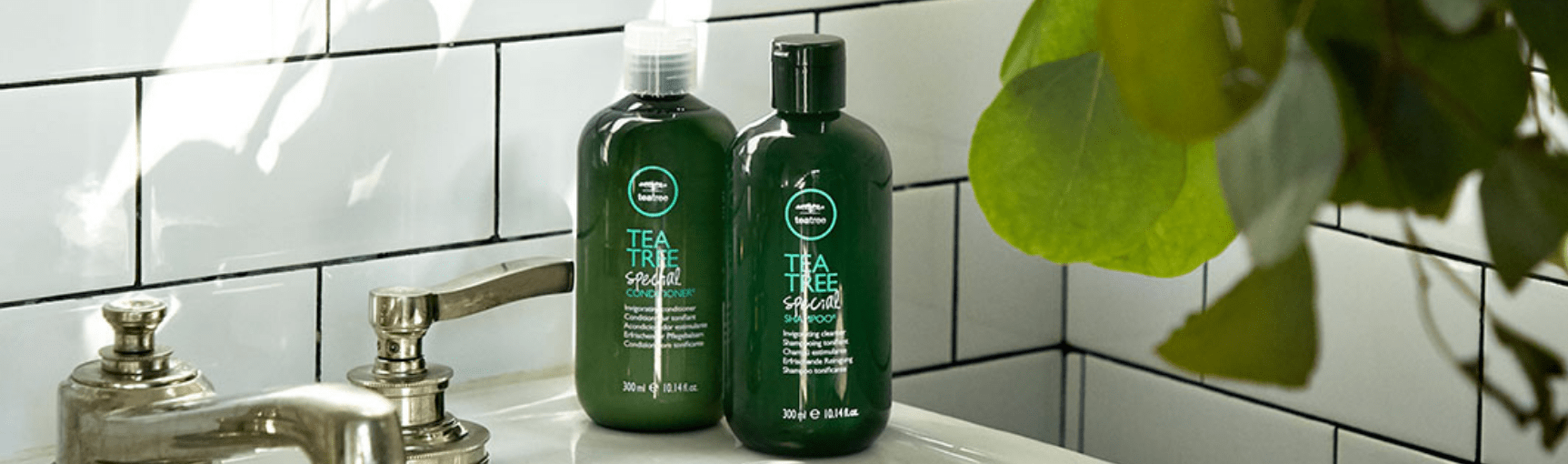 Tea Tree: DISCOVER THE NATURAL
  MAGIC OF TEA TREE